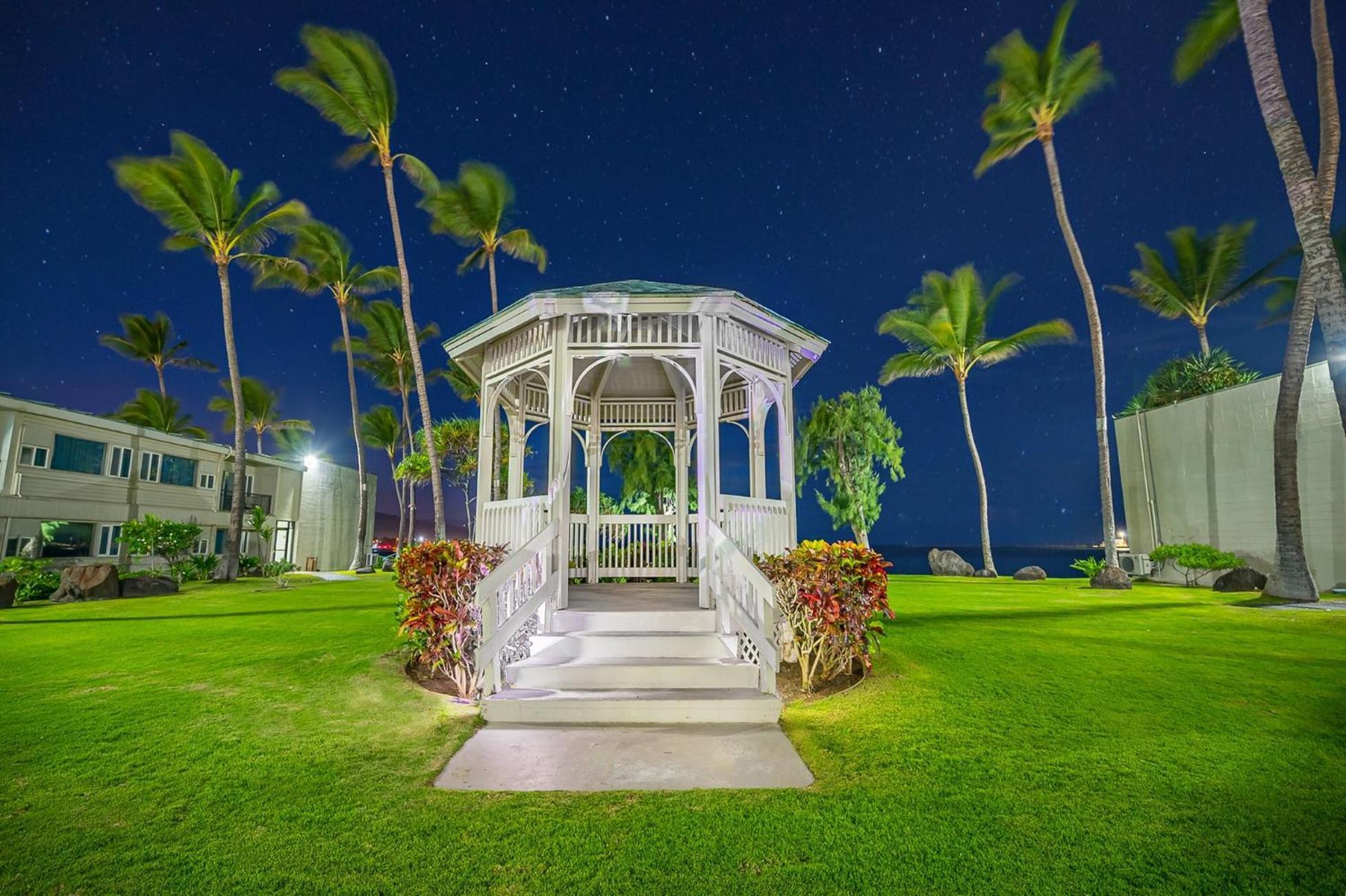 Maui Beach Hotel Kahului Exterior foto