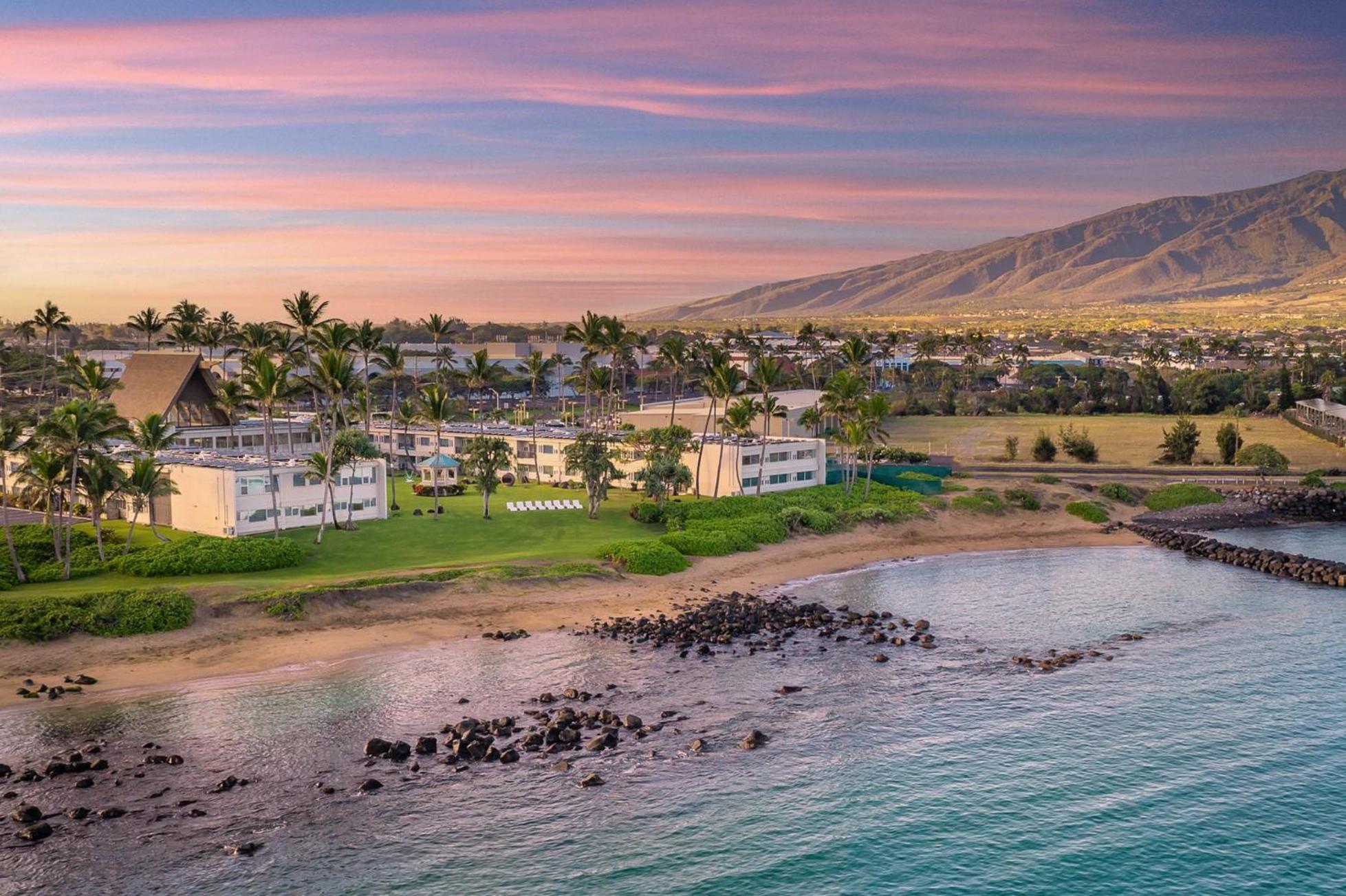 Maui Beach Hotel Kahului Exterior foto